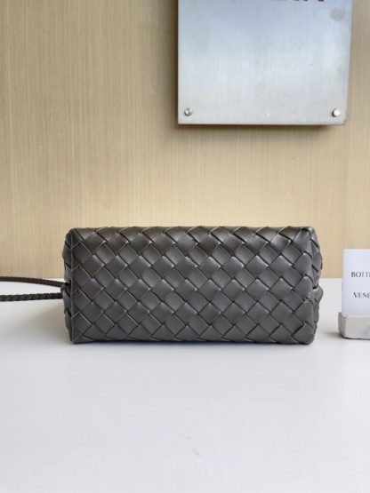  Bottega Veneta Small Andiamo Tote Bag Top handle bag Fondant #3646 - Image 8